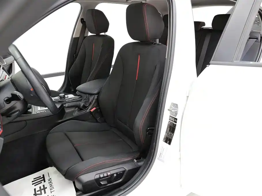 BMW 1 Series 2015