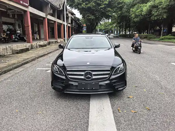 Mercedes-Benz E-Class 2016
