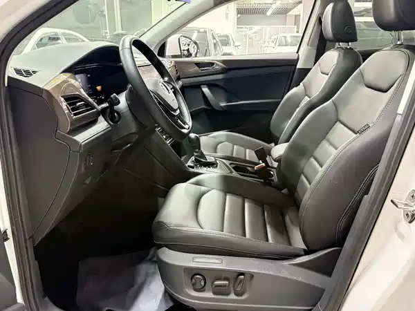 Volkswagen Tharu 2022