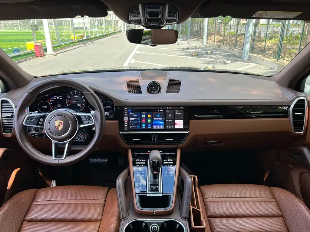 Porsche Cayenne 2021 — фото 15