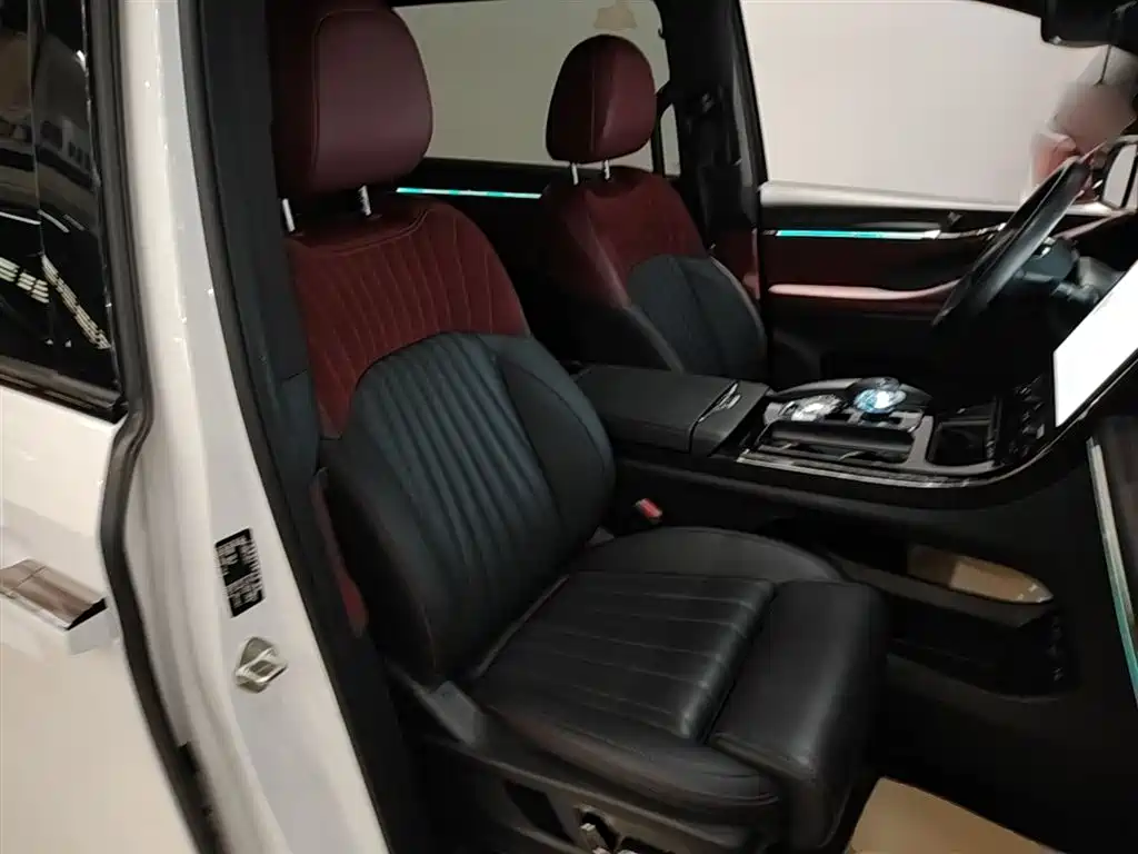 GAC Motor Trumpchi M8 2024 — фото 25