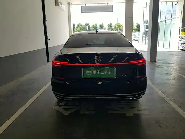 Volkswagen Passat Plug-In Hybrid 2025