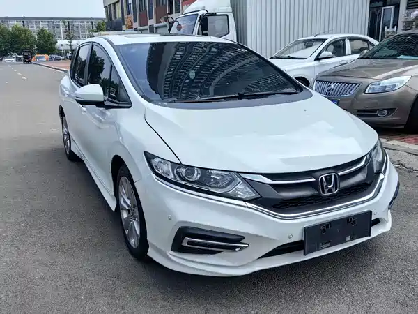 Honda Jade 2019