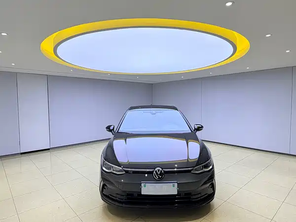 Volkswagen Golf 2022