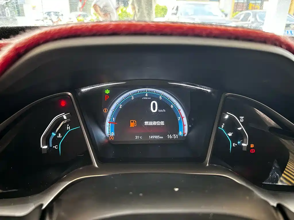 Honda Civic 2018 — фото 10