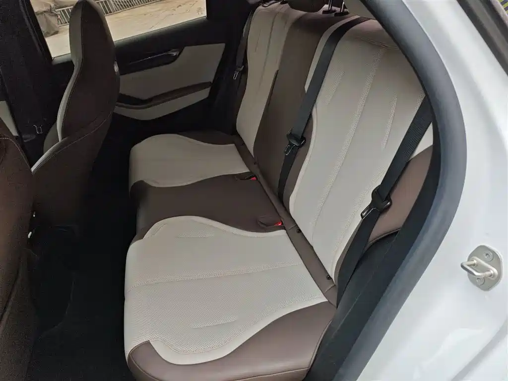 BYD Qin PLUS 2024 — фото 13