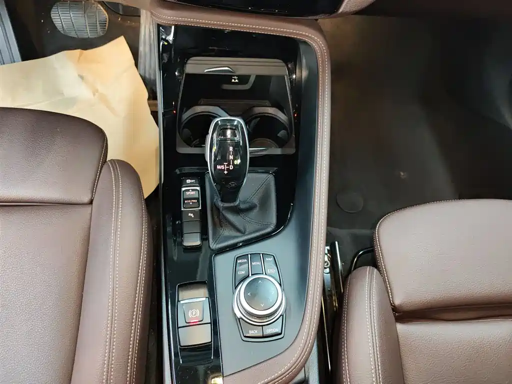 BMW X2 2022 — фото 14