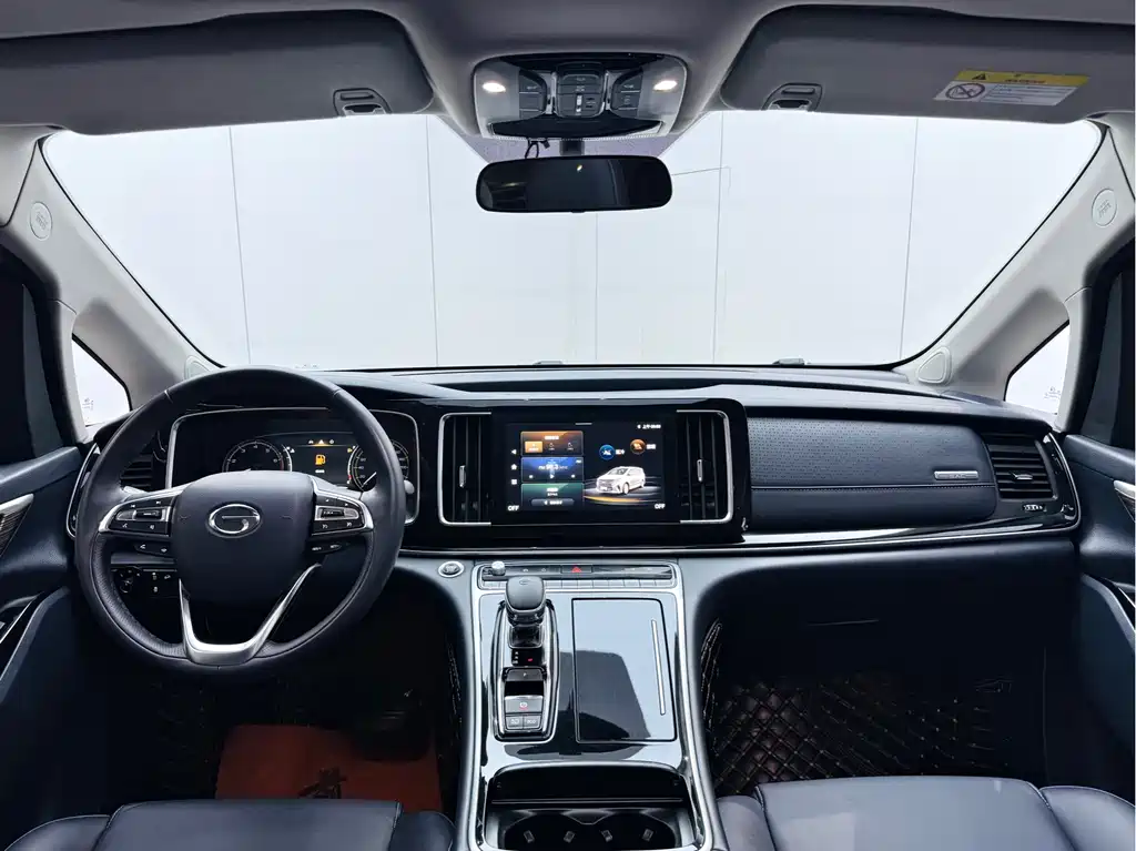 GAC Motor Trumpchi M8 2021 — фото 25