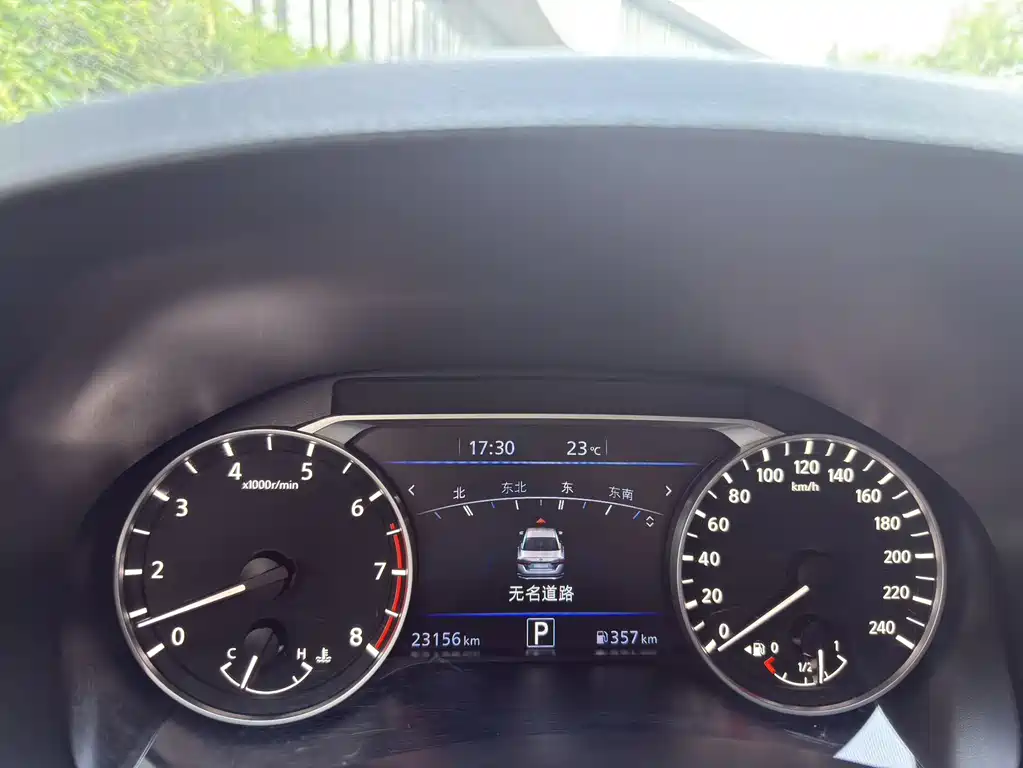 Nissan Teana 2024
