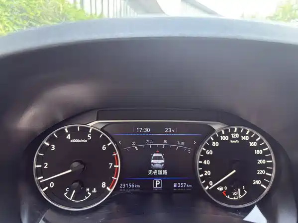 Nissan Teana 2024