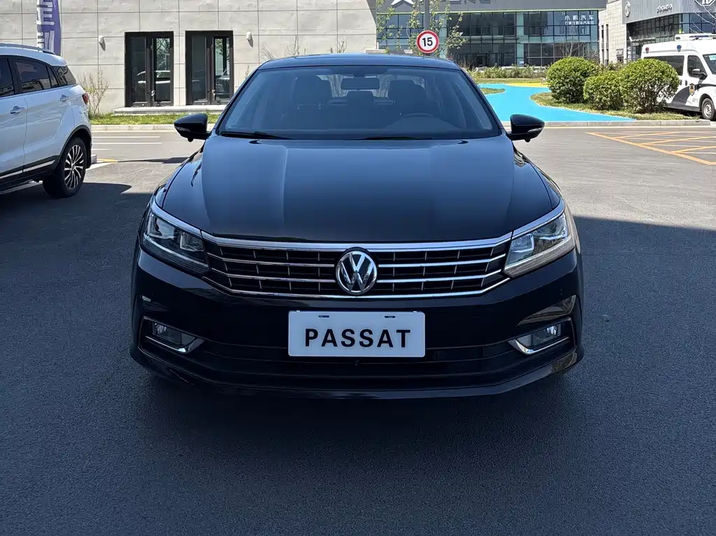Volkswagen Passat 2019 — фото 2