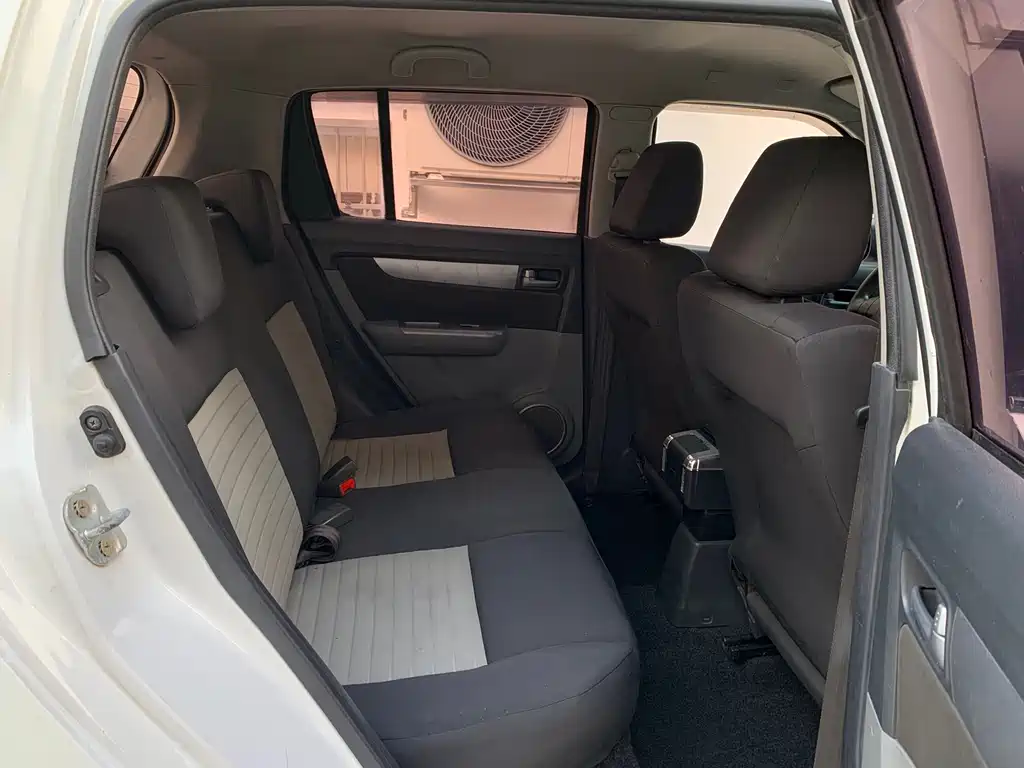 Suzuki Swift 2015