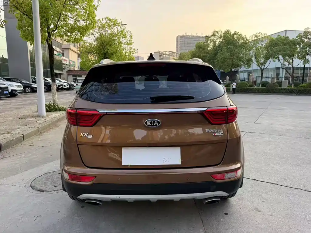 Kia KX5 2017 — фото 8