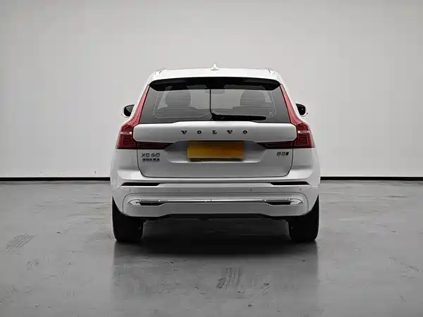 Volvo XC60 2021