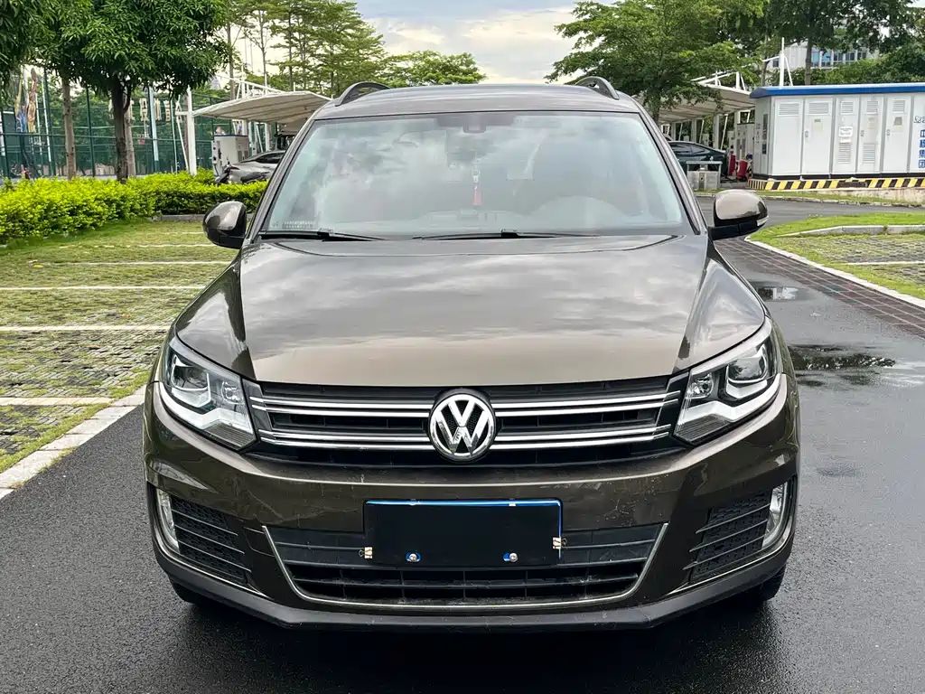 Volkswagen Tiguan 2015