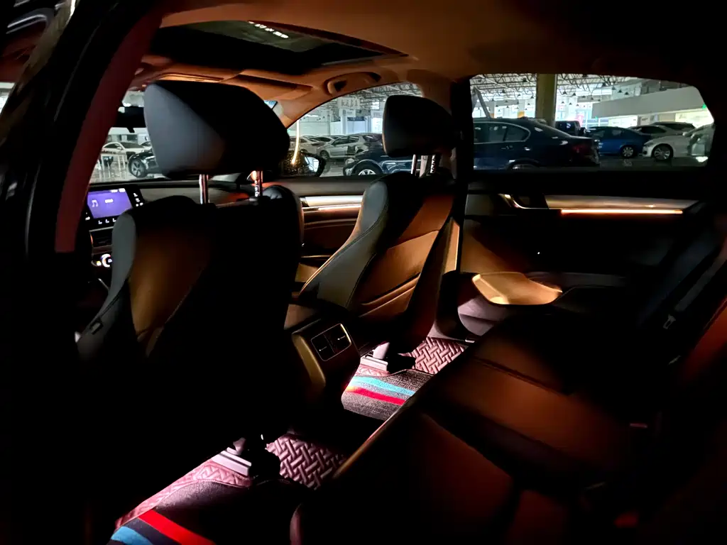 Honda Accord 2020 — фото 15