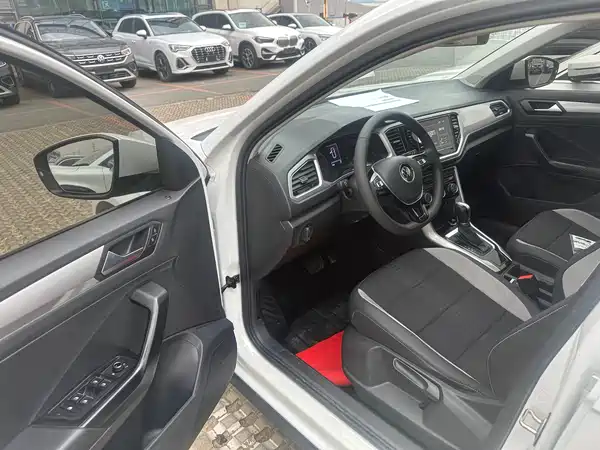 Volkswagen T-Roc 2022