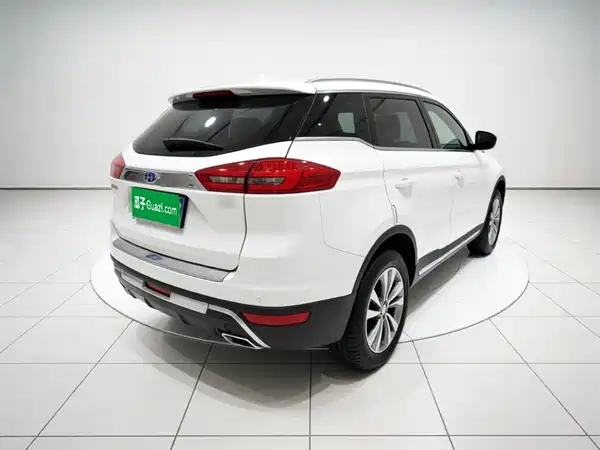 Geely Boyue 2016