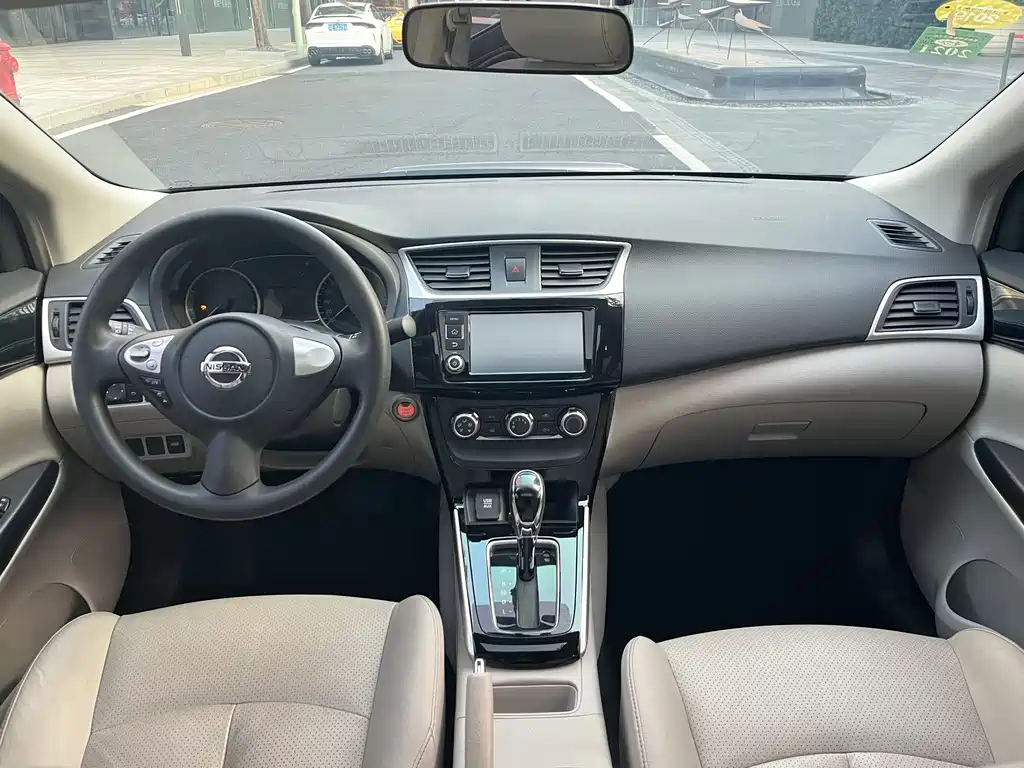 Nissan Sylphy 2017 — фото 16