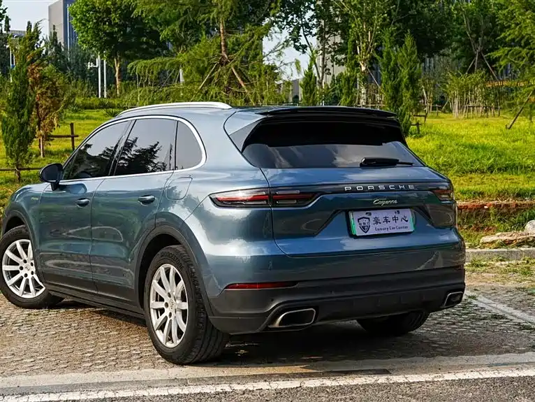 Porsche Cayenne Hybrid 2019