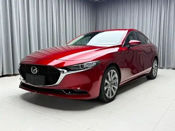 Mazda 3 Axela 2022