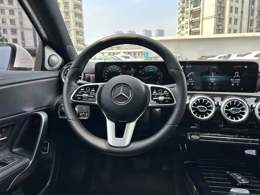 Mercedes-Benz A-Class 2021 — фото 15