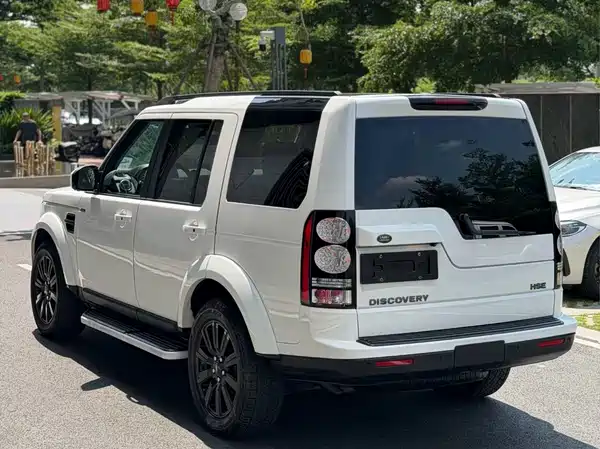 Land Rover Discovery 2016