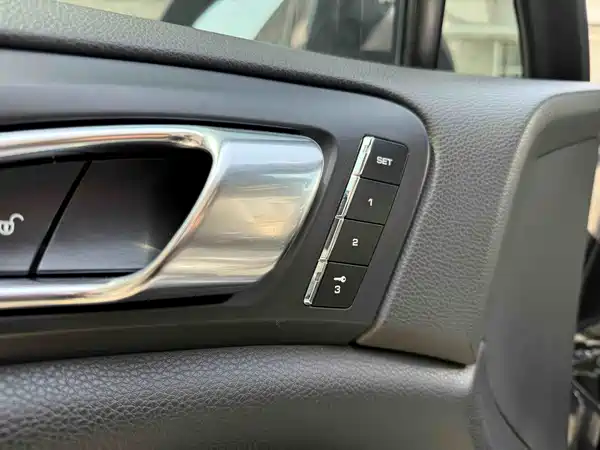 Porsche Cayenne 2015