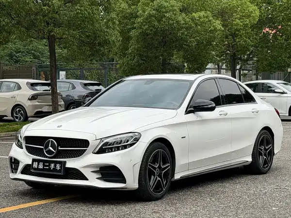 Mercedes-Benz C-Class 2021