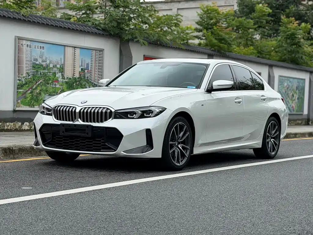 BMW 3 Series 2023
