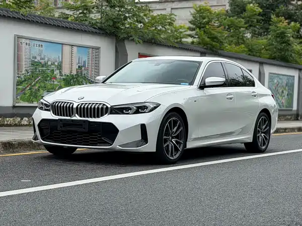 BMW 3 Series 2023