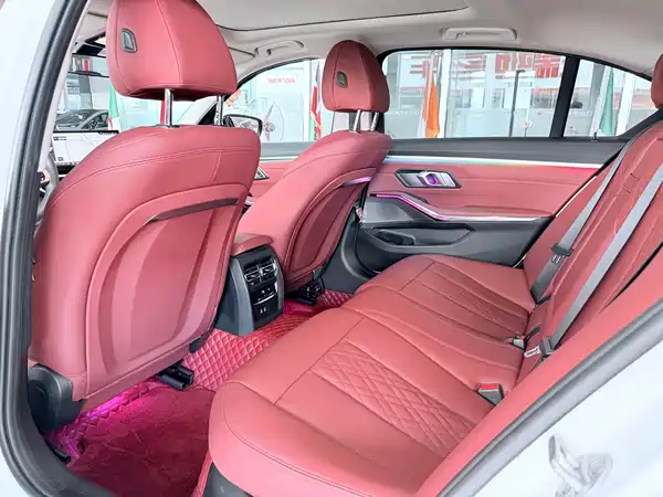BMW 3 Series 2023