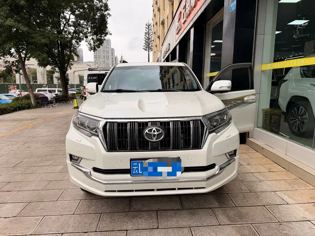Toyota Prado 2020