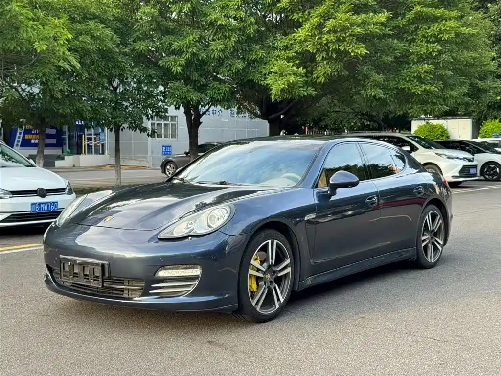 Porsche Panamera 2011