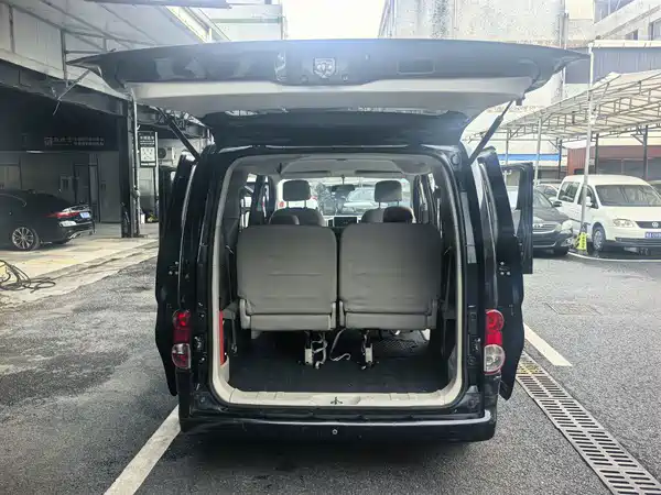 Nissan NV200 2014