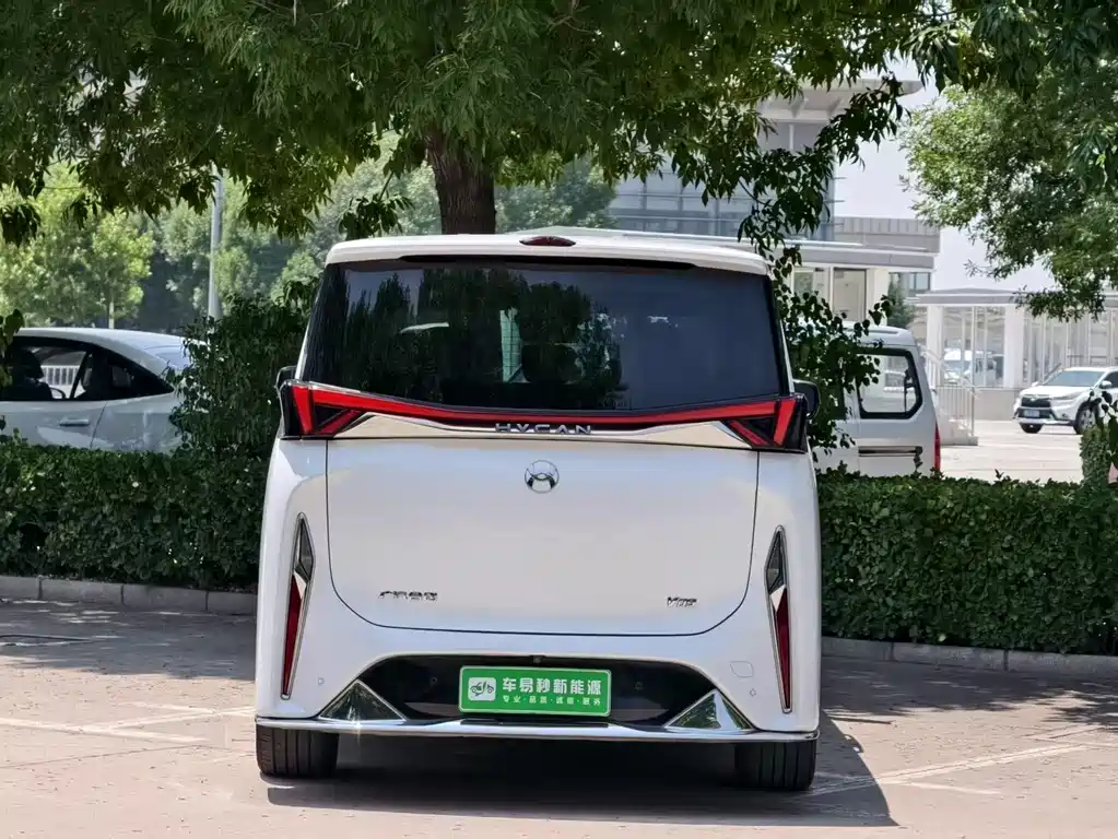 Hycan V09 2023