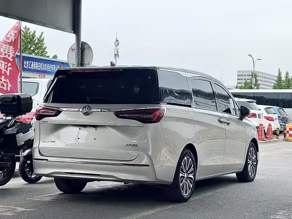 Buick GL8 2022