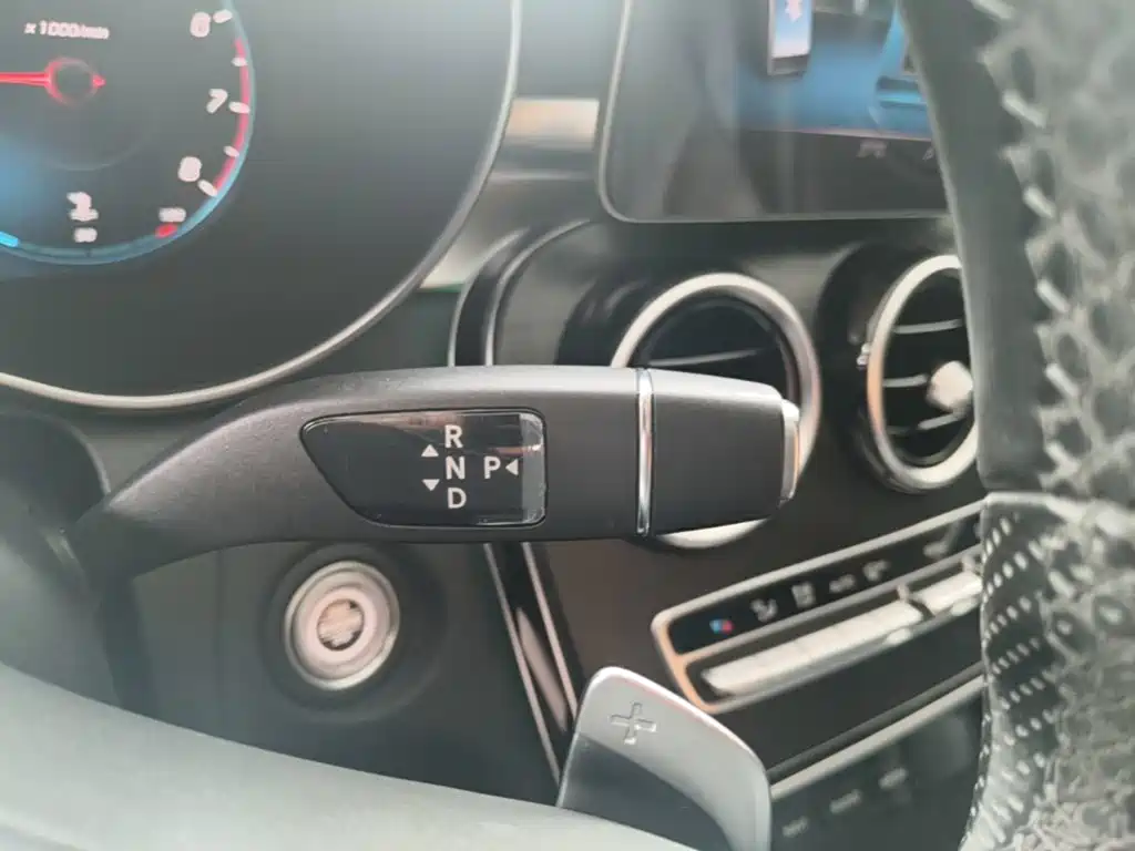 Mercedes-Benz C-Class 2020
