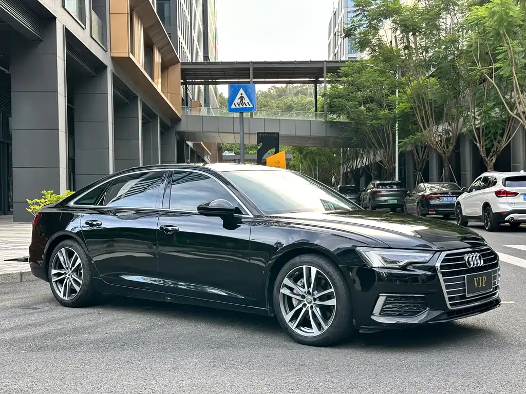 Audi A6L 2020