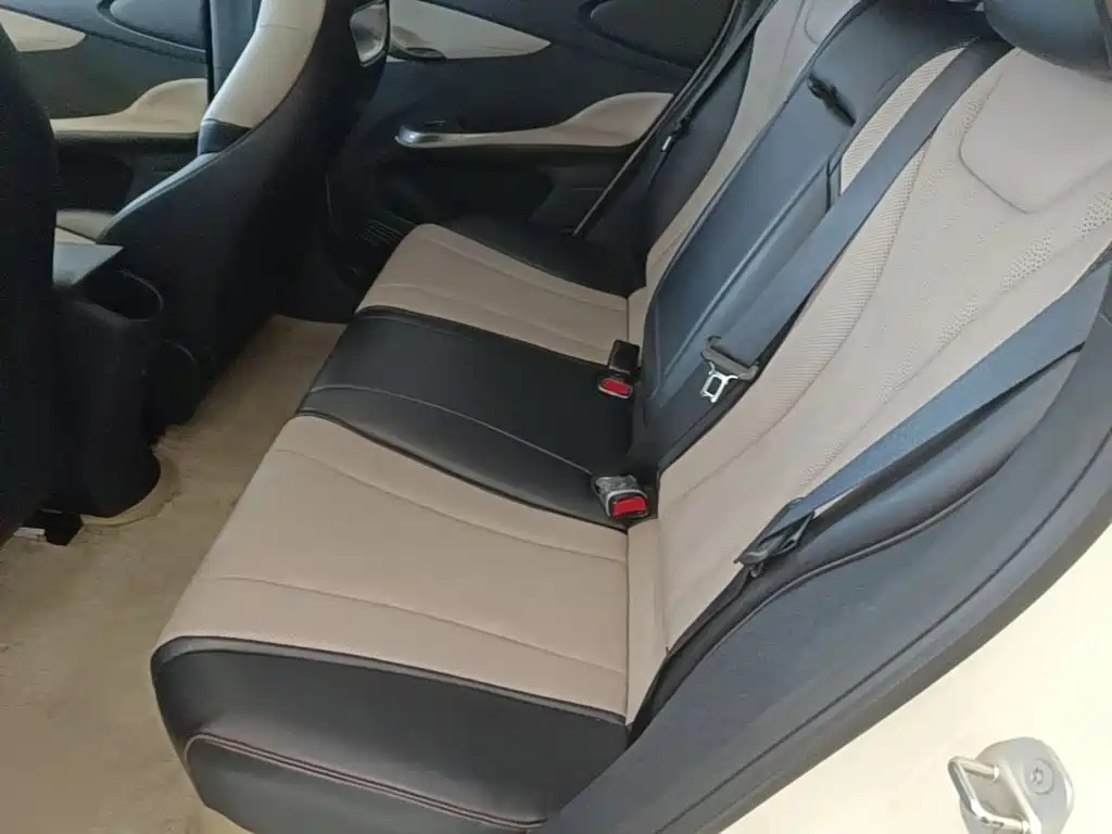 BYD Dolphin 2023 — фото 17