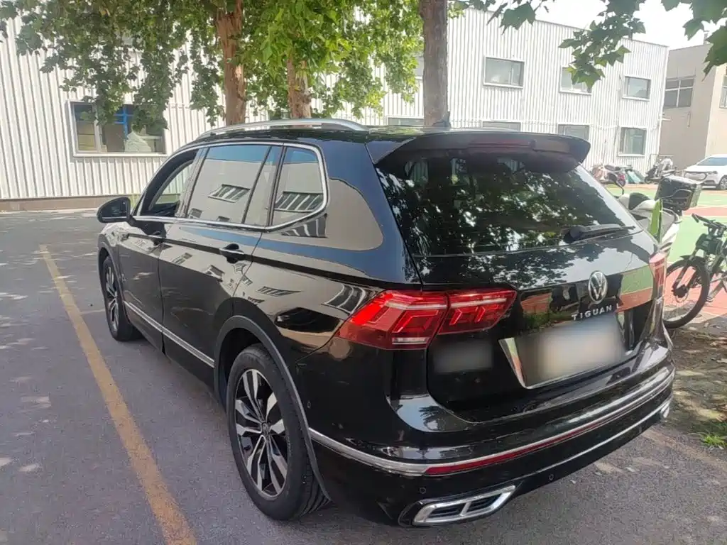 Volkswagen Tiguan L 2022