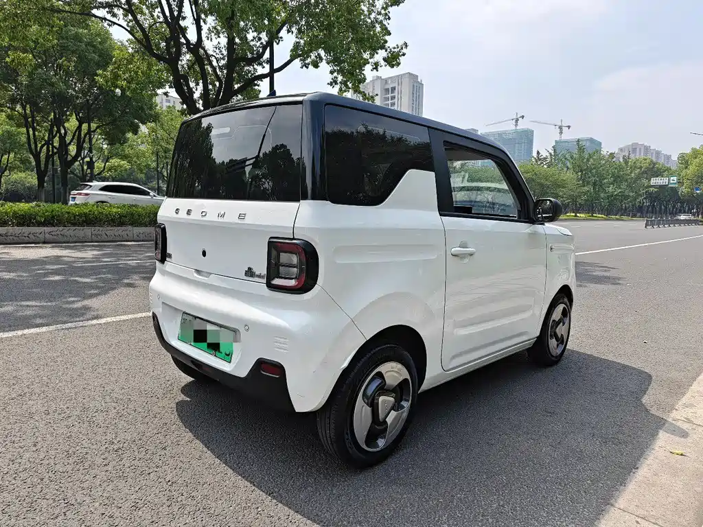 Geely Galaxy Panda 2023