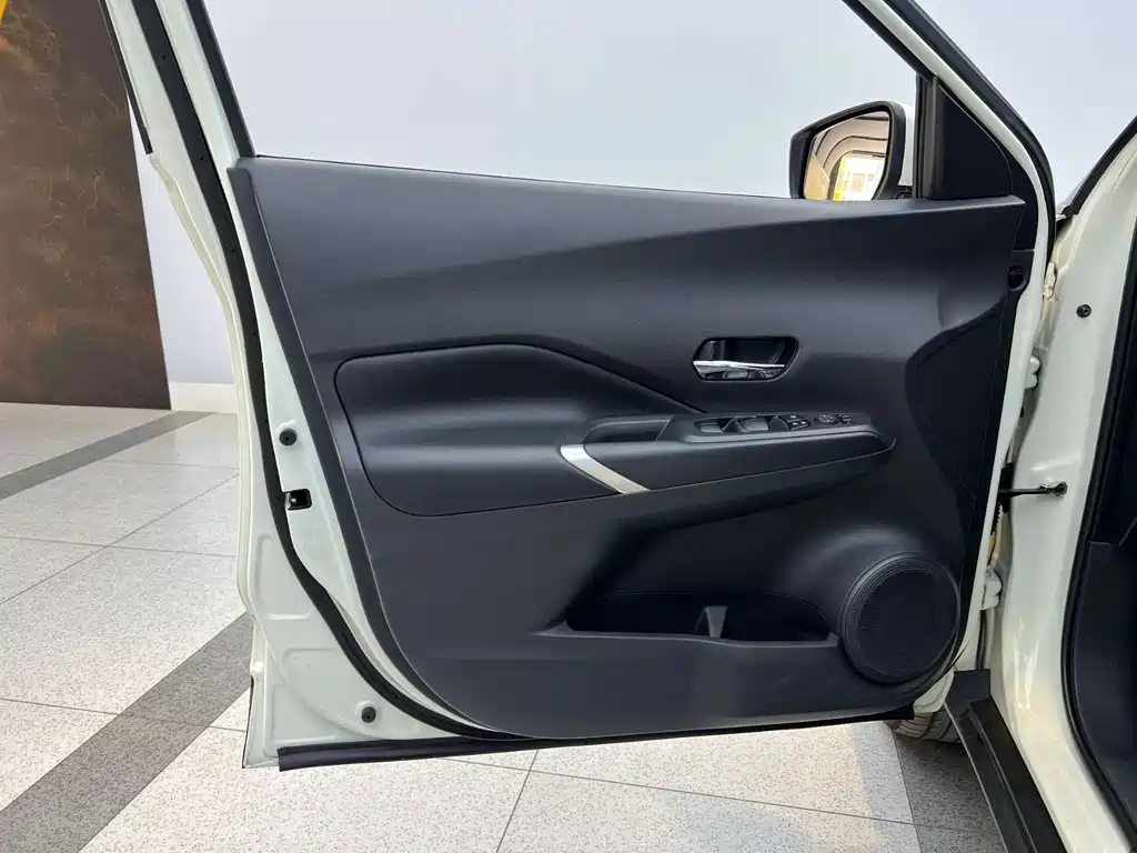 Nissan Kicks 2023 — фото 17