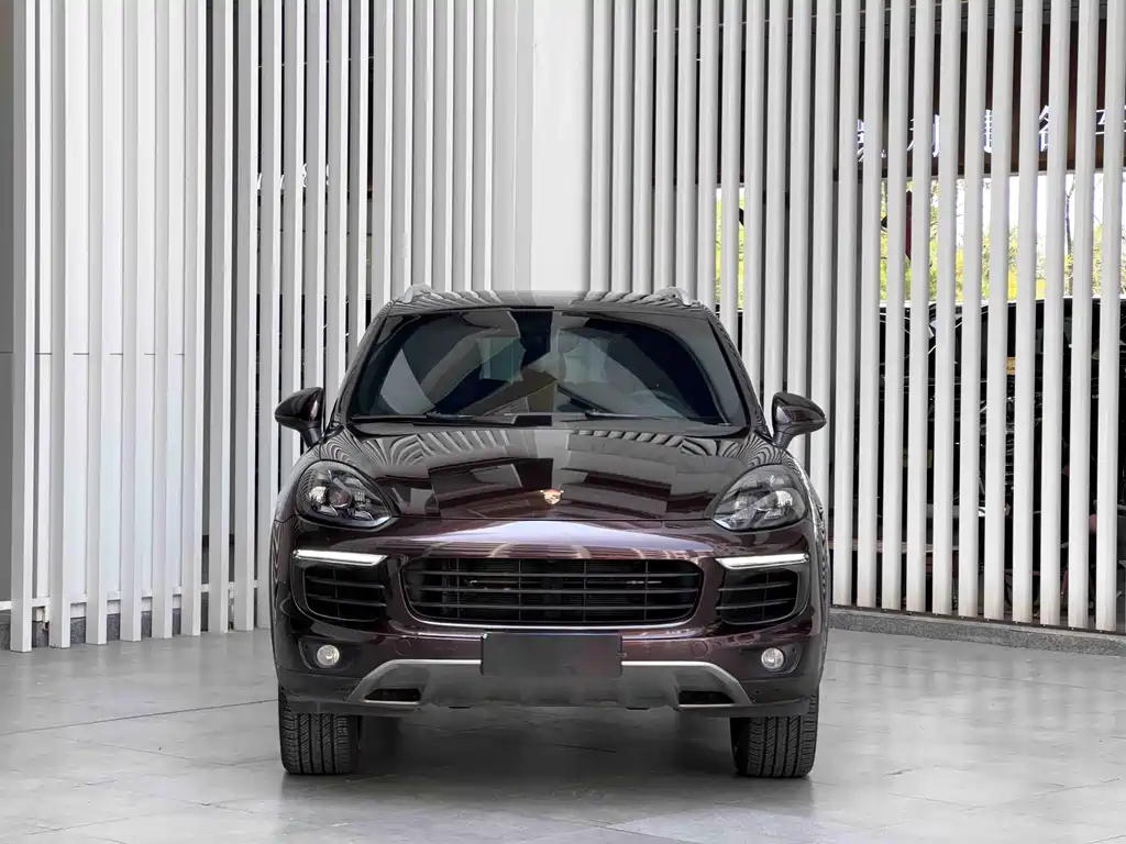 Porsche Cayenne 2015 — фото 2