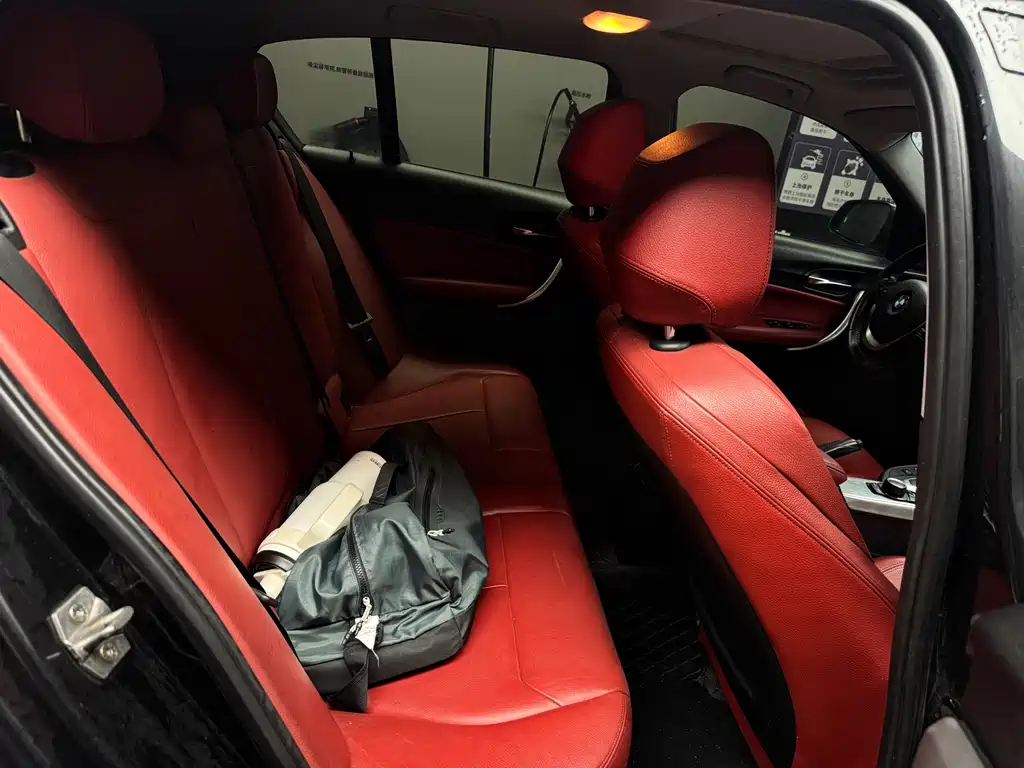 BMW 1 Series 2012 — фото 13
