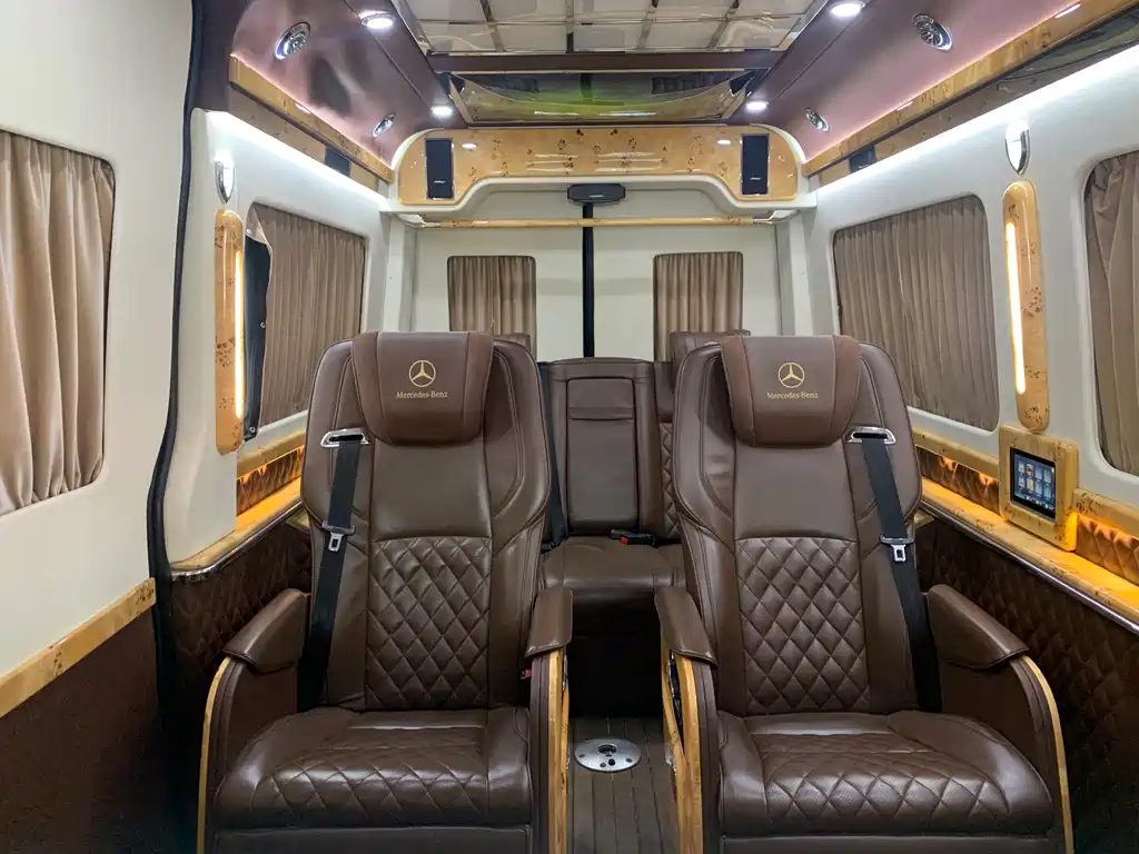 Mercedes-Benz Sprinter 2018 — фото 25