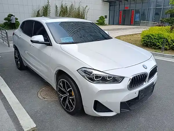 BMW X2 2021