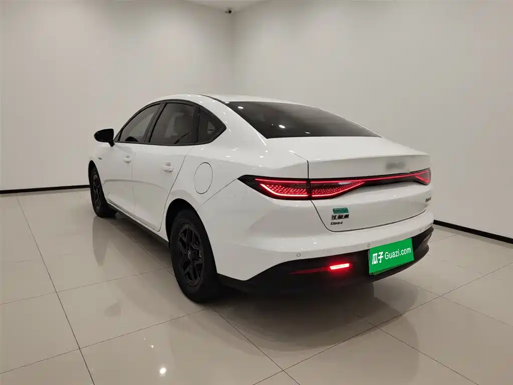BYD Seal 05 DM-i 2025 — фото 5