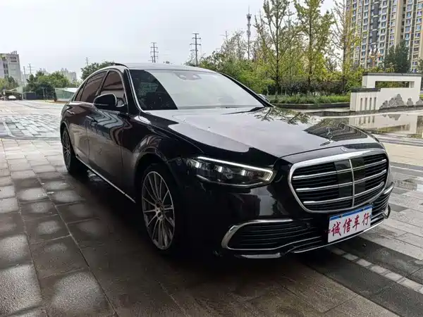 Mercedes-Benz S-Class 2021