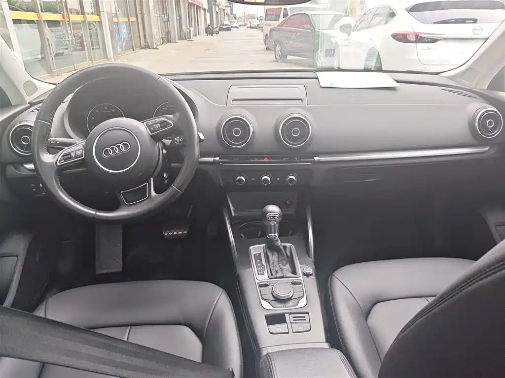 Audi A3 2015 — фото 10